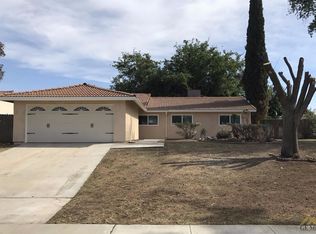 10313 Lonon Ave, Bakersfield, CA 93312