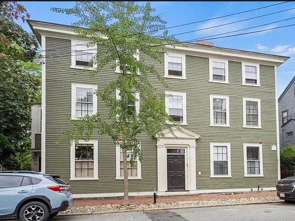 116 Federal St APT 2, Salem, MA 01970