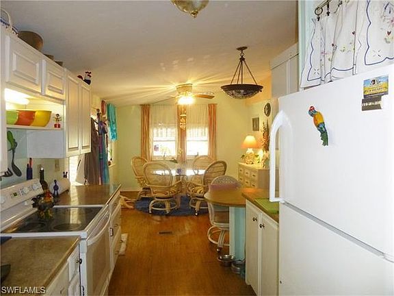 2nd image of 16921 Windcrest Dr