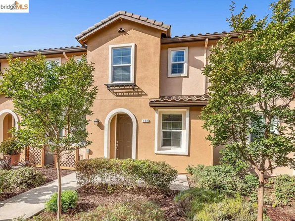 109 Arcangel Way, San Pablo, CA 94806