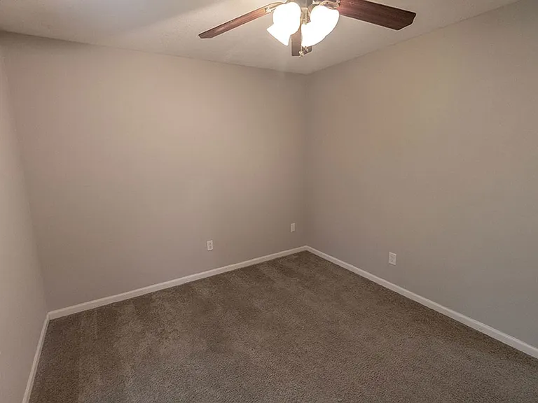 5567-5569 E Pinehurst Ln — Photo 30