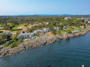 987 Beach Dr, Oak Bay, BC