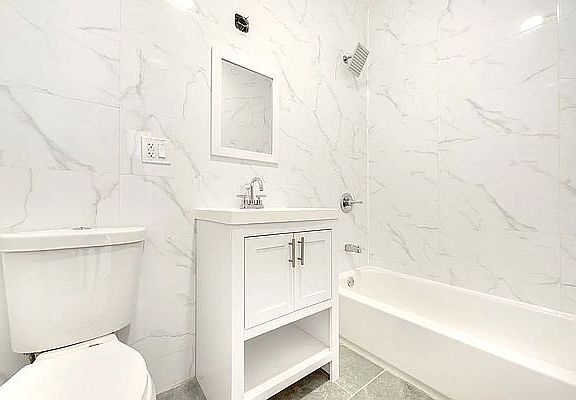 4th image of 2837 Church Ave #2B