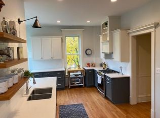 1059 W Oakdale Ave APT 3, Chicago, IL 60657