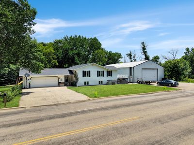 755 W 1st St, Cottonwood, MN, 56229