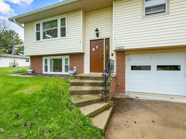 103 Moorland Dr, Markesan, WI 53946
