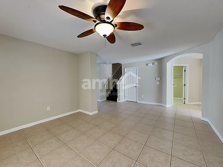 12109 Tree Haven Ave — Photo 6