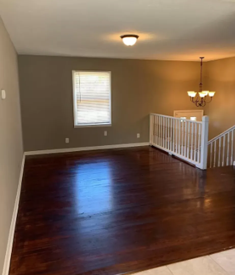 Very Nice 4 Bedroom, 2 Bath Griffin Home is now Available — Photo 3