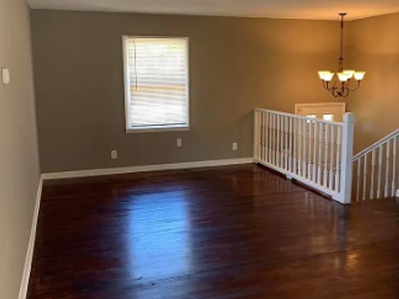3rd image of 306 Atkinson Dr
