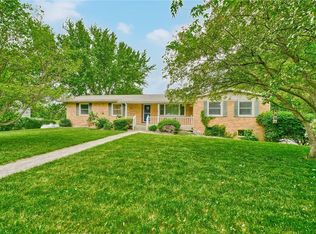 8451 Peachey Rd, Bergen, NY 14416