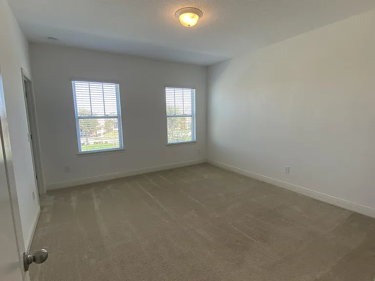 15555 Honeybell Dr — Photo 26