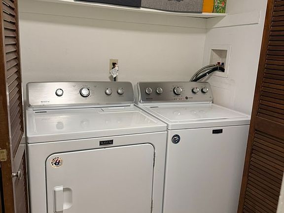 5th image of 1907 Morgan Ln APT C