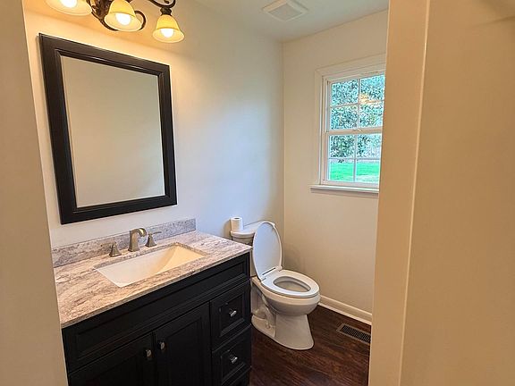 2nd image of 20393 Elkton Rd