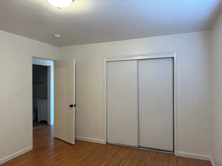 1944 Pennsylvania Ave #15 — Photo 6