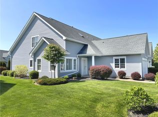 125 Carousel Ln, Canandaigua, NY 14424
