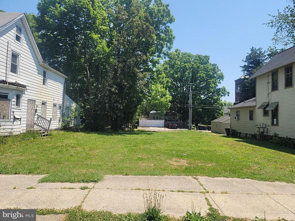 1st image of 29 S Governors Ave
