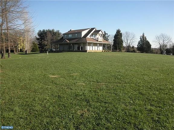4th image of 6 Biggs Ln