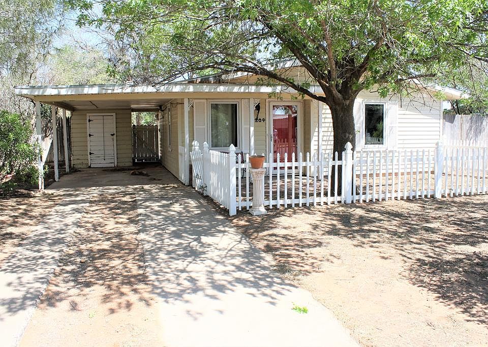 1st image of 204 Spraberry Dr