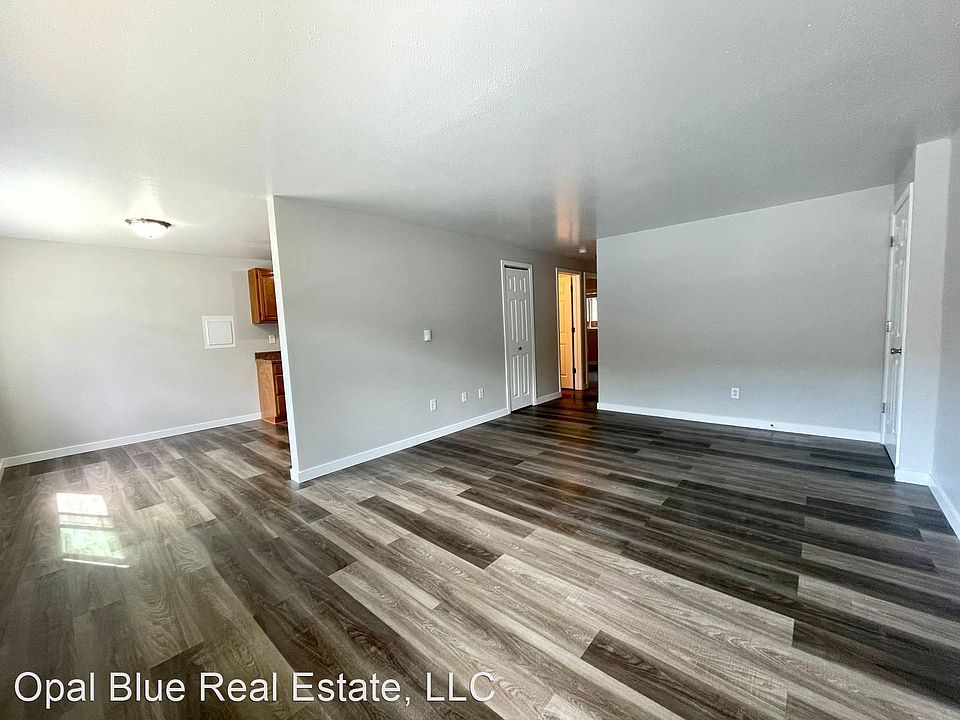 1st image of 23030 76th Ave W #11188190
