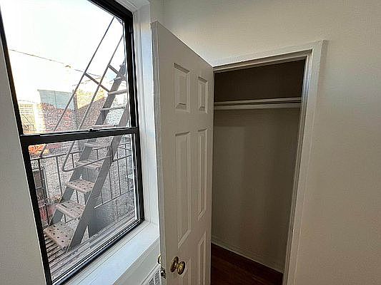 3rd image of 107 W 138th St #55B
