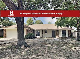 2510 Valley View Dr, Corinth, TX 76210