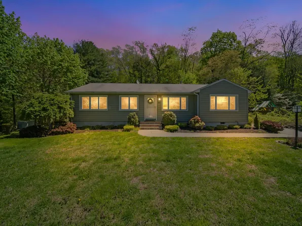 63 Meadow Lane, Katonah, NY 10536