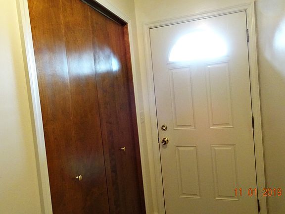 2nd image of 4258 New York Ave