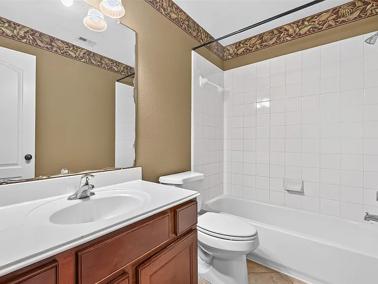 9735 Lansing Meadows Dr — Photo 41