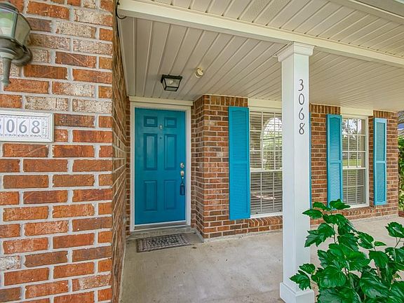 5th image of 3068 Meadow Lake Dr E