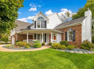 299 Brook Dr, Romeo, MI 48065