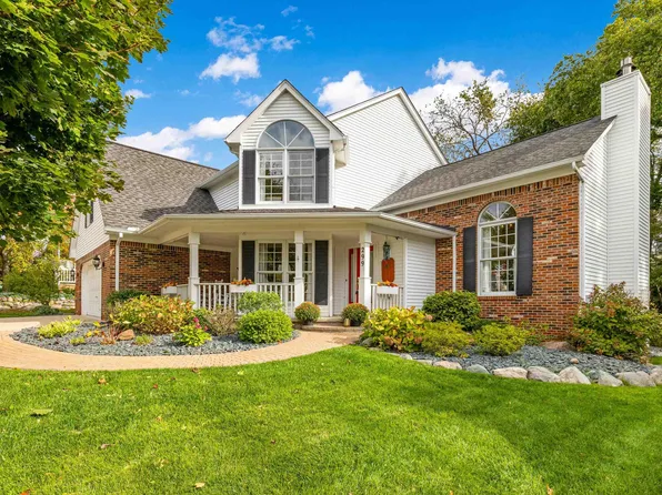 299 Brook Dr, Romeo, MI 48065