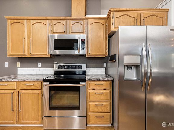 4th image of 2504 Silver Lane SW