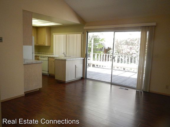 4th image of 1224 Robbia Dr