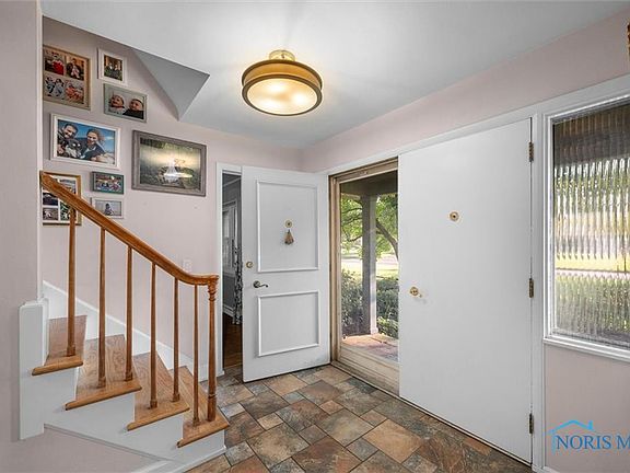 4th image of 4259 Rose Garden Dr