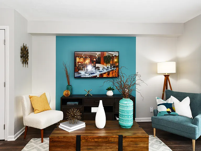 Spacious living room