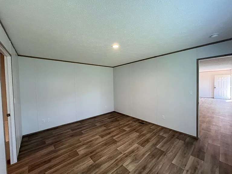 515 Tom Mann Rd — Photo 51