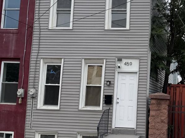 459 Mechanic St, Camden, NJ 08104