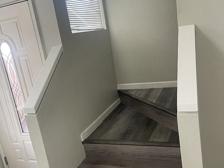 318 Brookview Dr — Photo 16