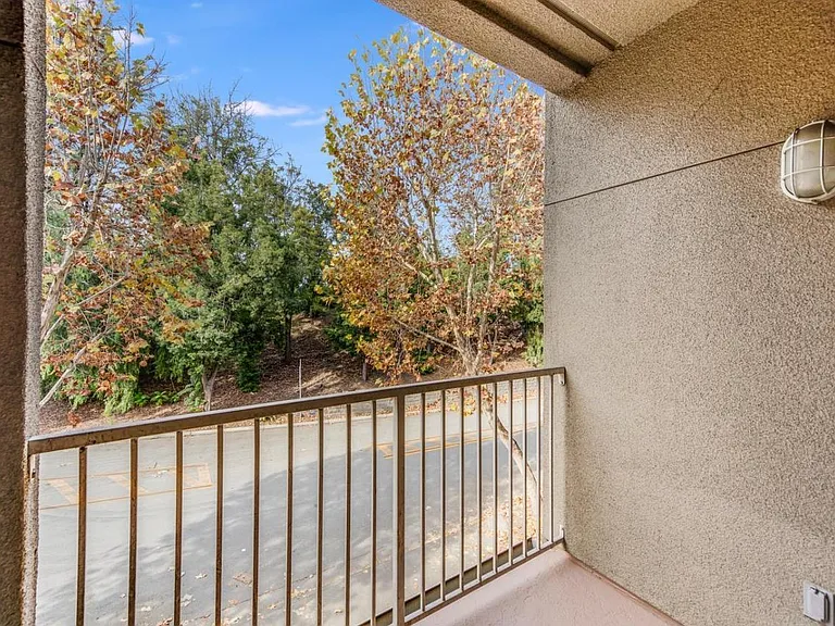 2255 Showers Dr — Photo 11