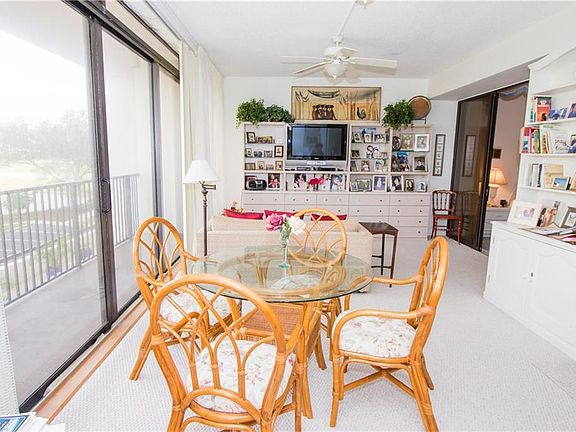 5th image of 8 Belleview Blvd APT 207