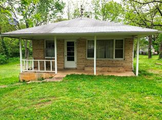 317 N Pine St, Mountain View, MO 65548