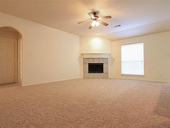 2nd image of 4605 Fox Meadows Ln