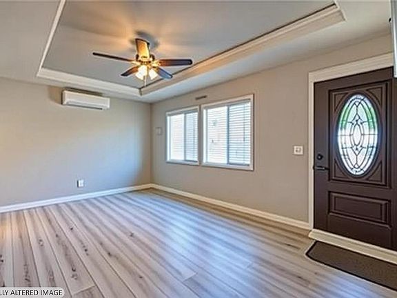 3rd image of 5020 Lakeshore Boulevard #19