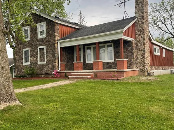 8792 Haseley Rd, Gasport, NY 14067