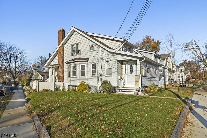 1st image of 149 Burnett Ave
