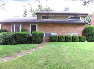 538 Millers Ln, Pittsburgh, PA 15239