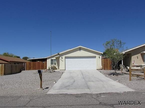 1st image of 1709 E La Entrada Dr