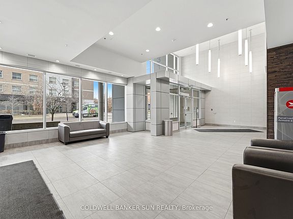 5th image of 318 Spruce St #1308