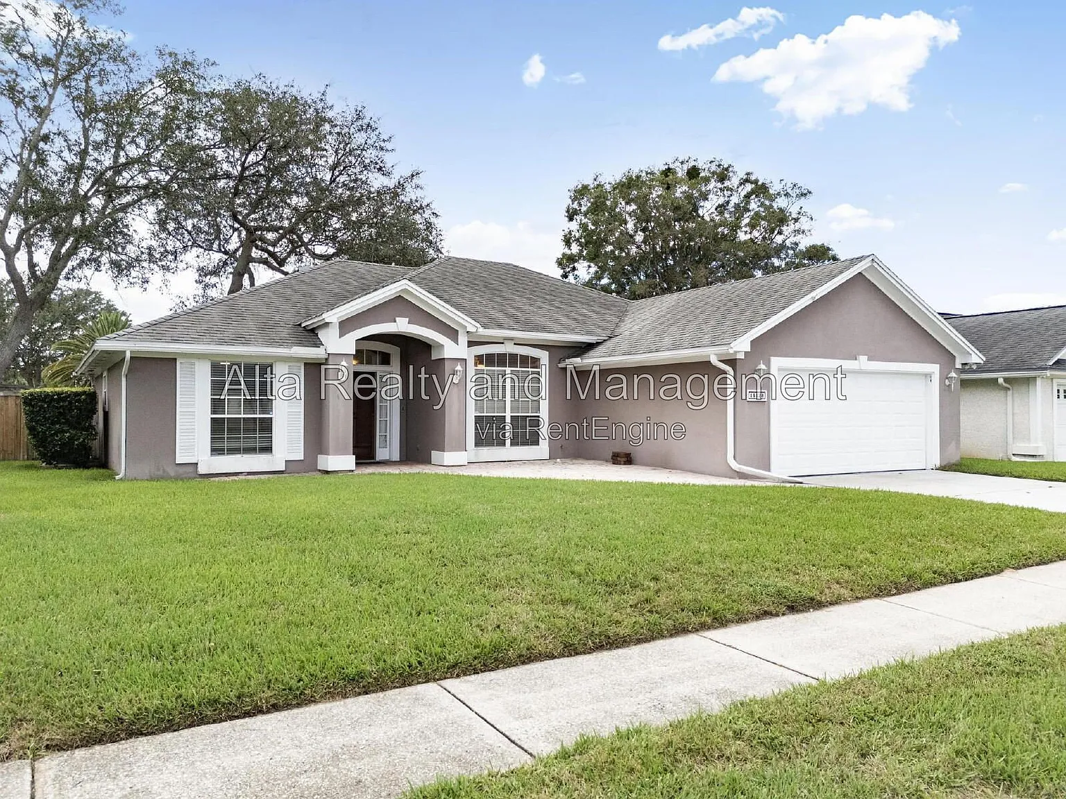 3 bed, 2.0 bath, 1700 sqft, $2,875 — Photo 2