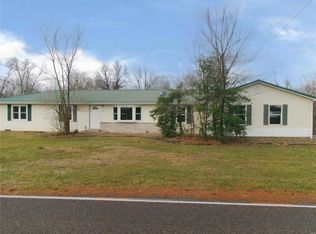 2840 Old Gray Summit Rd, Pacific, MO 63069